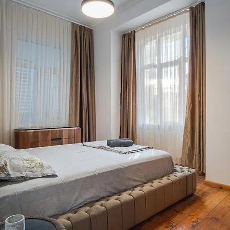 Gallery Center * Русе