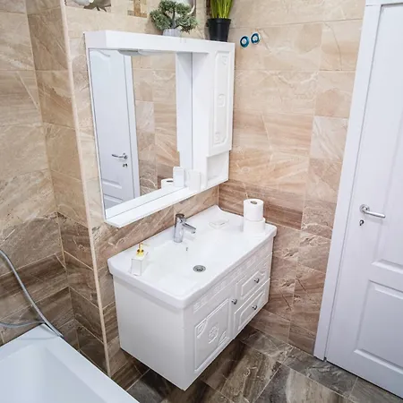 Gallery Center Апартамент Русе