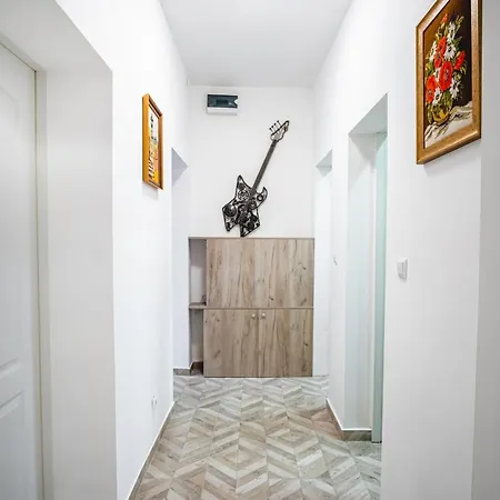 Gallery Center Апартамент