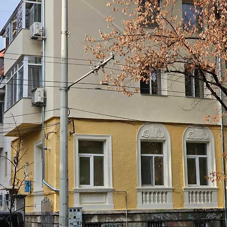 Gallery Center Апартамент Русе